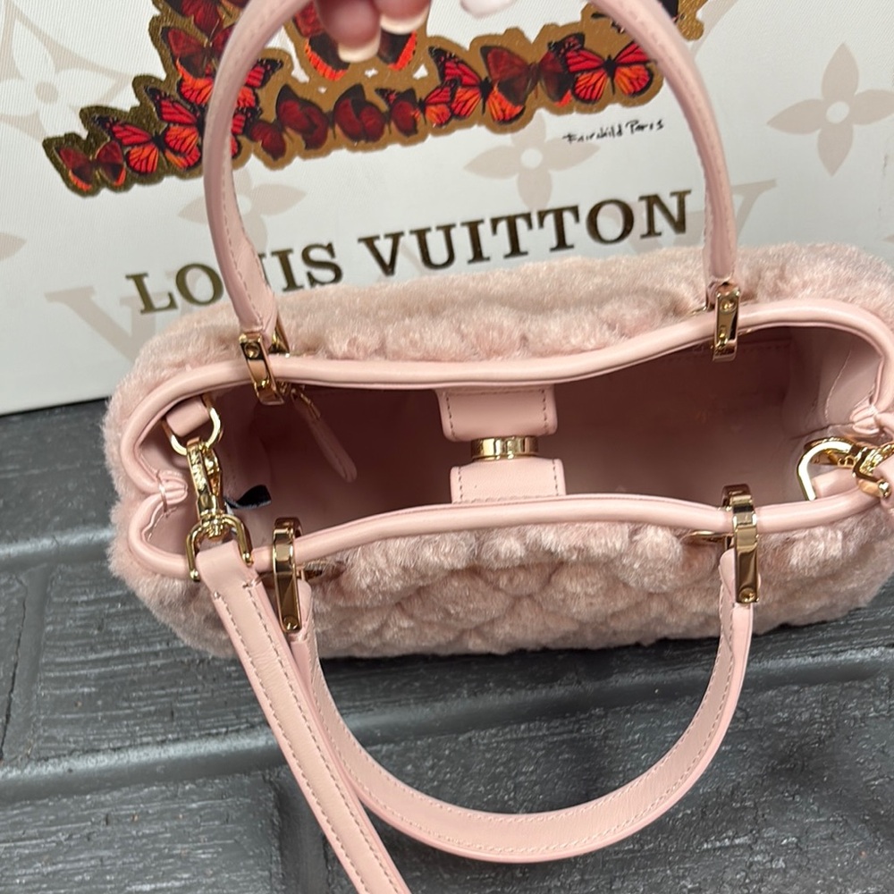 Kate Spade Carey Faux Fur Quilted Bag - Picture 6 of 12